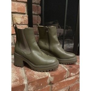 Sam & Libby Camila Boots Womens Size 8.5 Olive Green Heeled Chelsea Boot…
